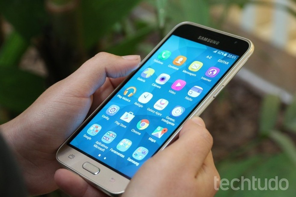 Samsung atualiza app do relógio com correções e mudanças visuais 
