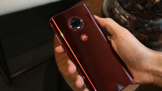 Moto G7 Power ainda vale a pena? Descubra preço e ficha técnica