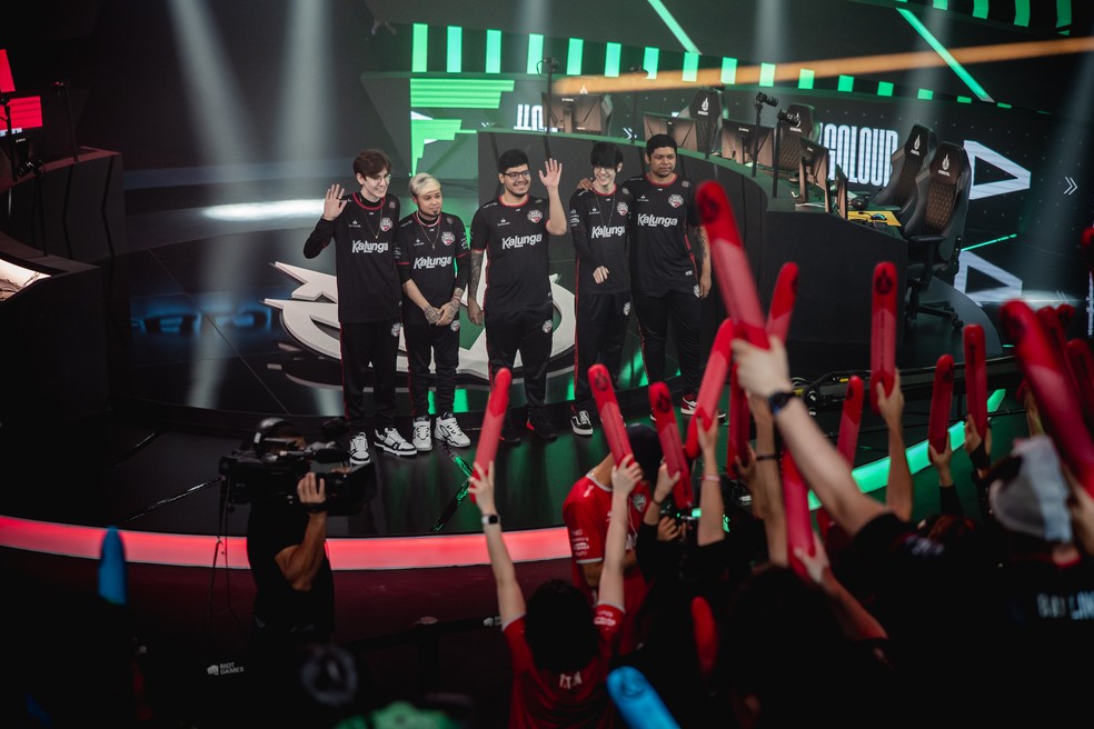 Apenas fNB e Aegis seguem na RED Canids Kalunga — Foto: Divulgação/Bruno Alvares/CBLOL