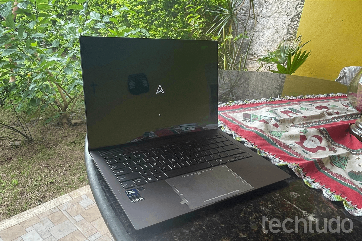 Asus Zenbook 14 (com Intel Core Ultra 2) em review: veja análise do notebook