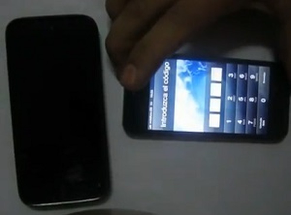 Desbloquear celular sem senha pode ser feito com truque (Foto: Reprodução YouTube) — Foto: TechTudo