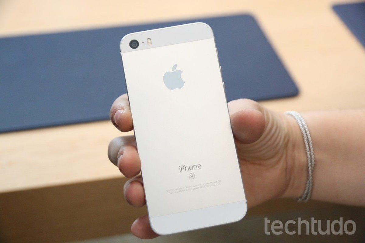 iphone-se-2-1.jpg