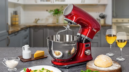 Batedeira planetária: 6 modelos para você se sentir num reality de culinária