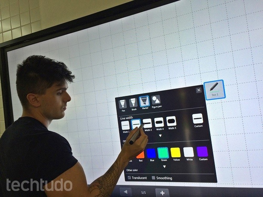 Review Monitor Sharp PNL703B
