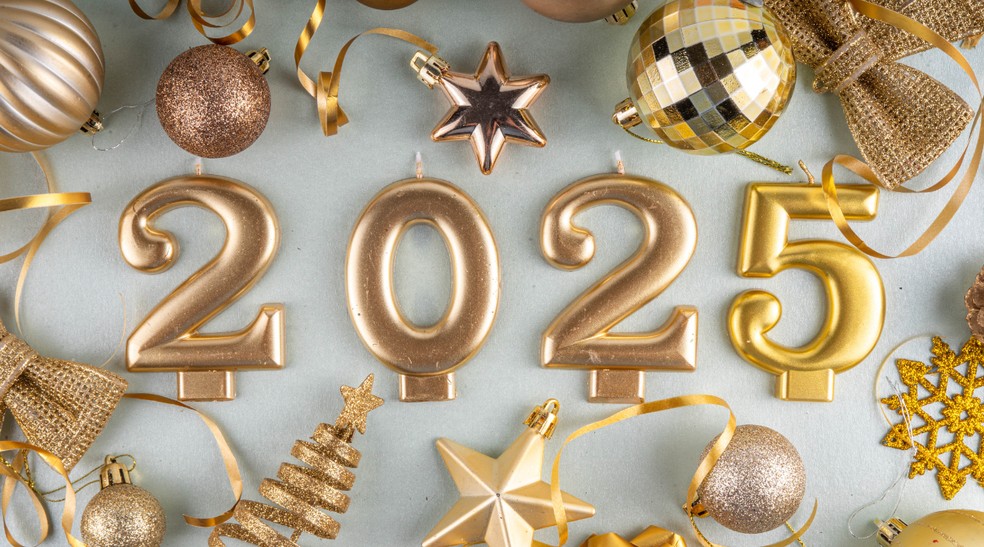 Figurinha de Feliz Ano Novo 2025 para WhatsApp 5 apps para baixar stickers