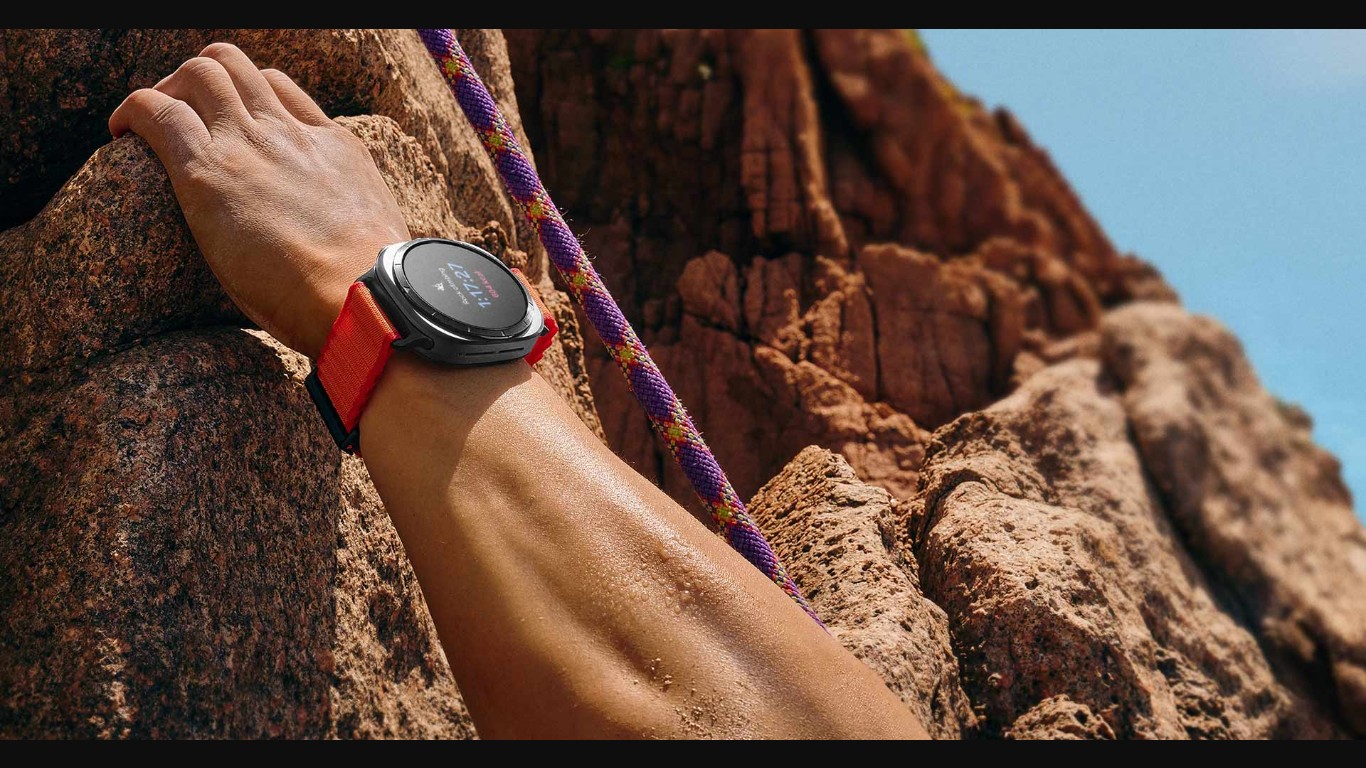 Smartwatch militar: 5 relógios 'duros na queda' com alta resistência