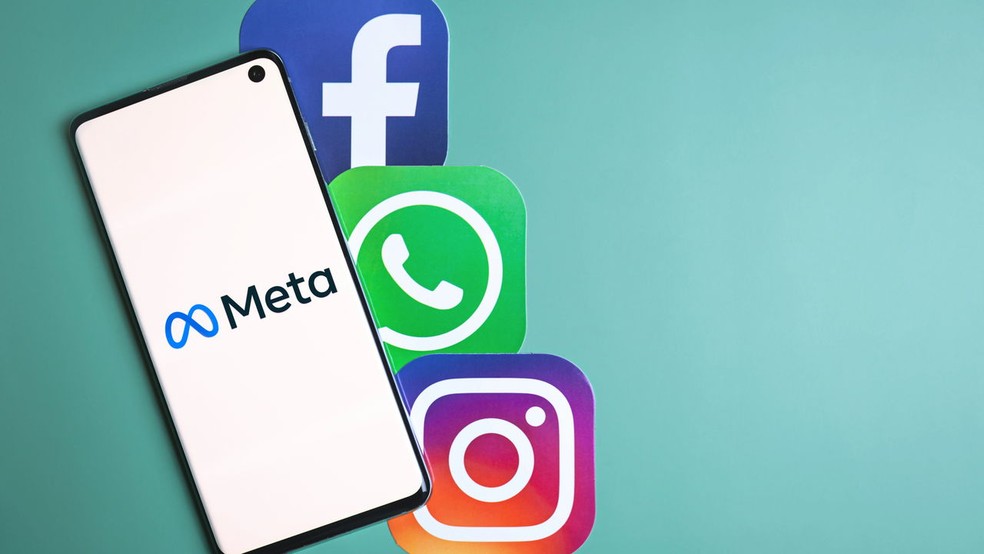 Nos anos 2010, a Meta, dona do Facebook, se torna detentora do Whatsapp e Instagram — Foto: Reprodução/depositphotos.com