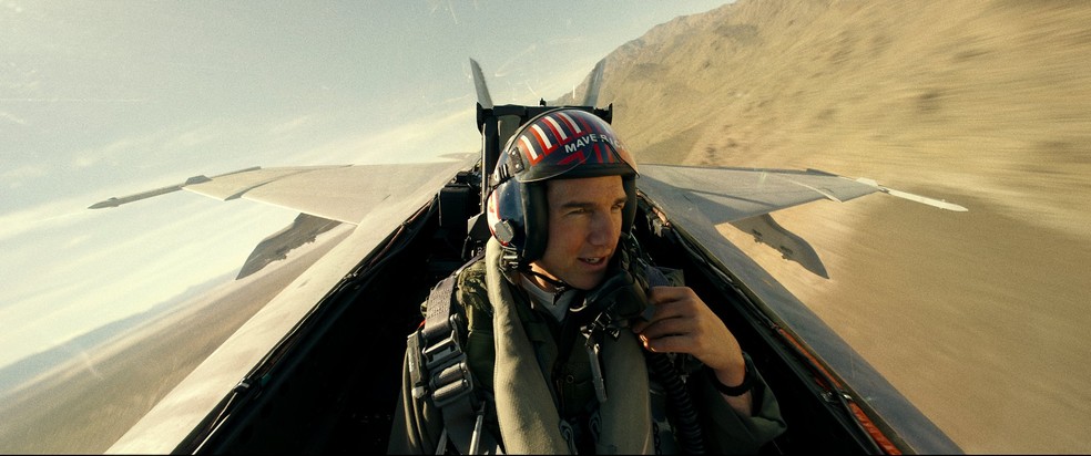 O capitão da Marinha Pete "Maverick" Mitchell (Tom Cruise) deve instruir um grupo de jovens Top Gun a uma missão arriscada de pilotagem — Foto: Divulgação/Paramount Pictures