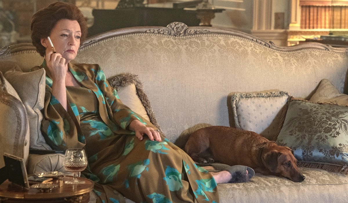 Lesley Manville como Margaret, irmã da Rainha — Foto: Divulgação/Netflix