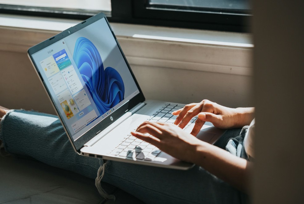 Notebook no colo faz mal para a saúde reprodutiva? Entenda — Foto: Reprodução