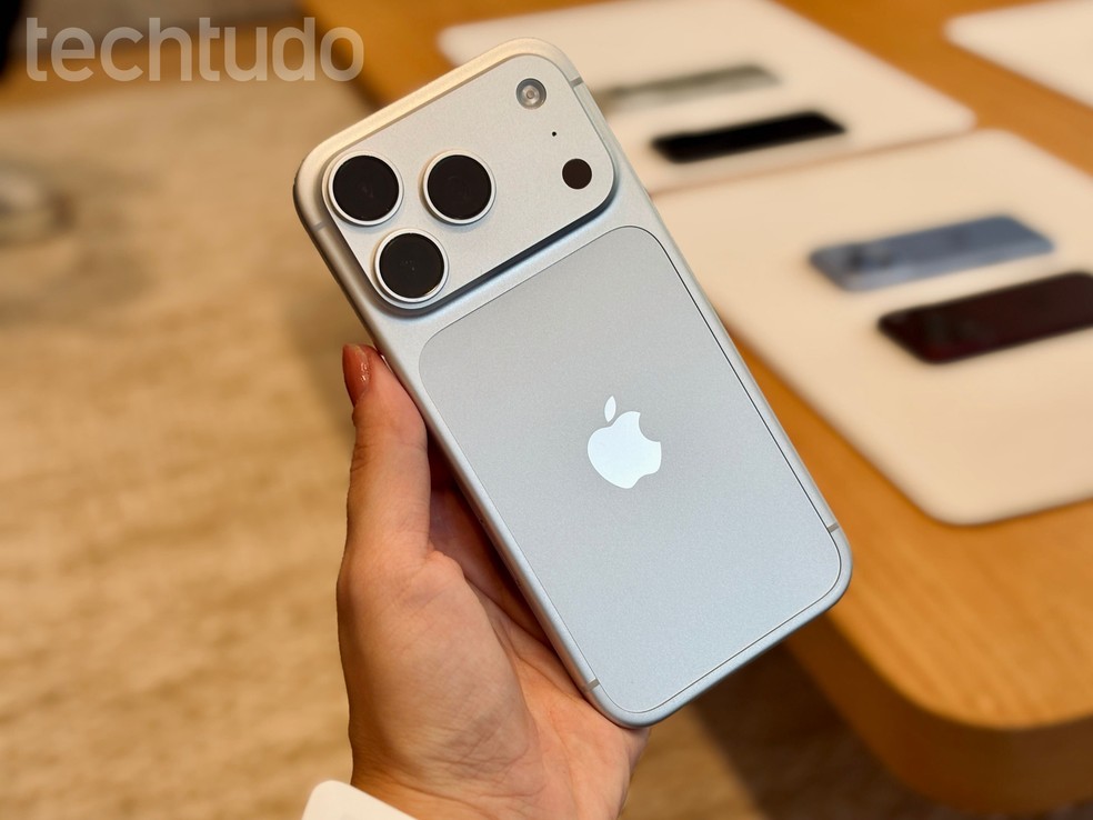 iPhone 18 Pro e Pro Max começam a vender amanhã; veja valores — Foto: Ana Loubak/TechTudo