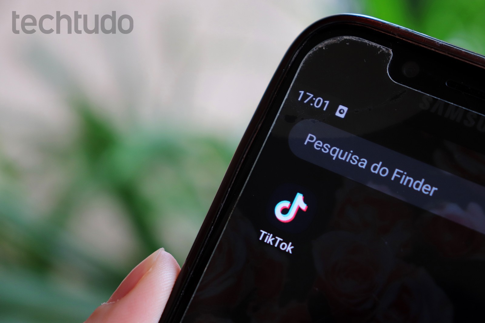 Como o TikTok consegue coletar dados de quem nem tem conta? E para quê? - QTU Questões do Universo