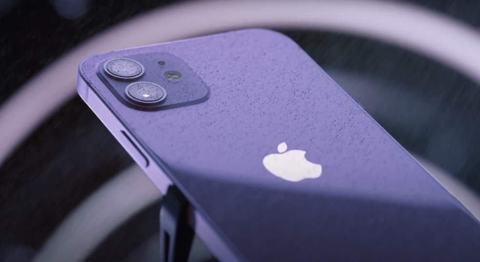 iPhone 12 roxo — Foto: Divulgação/Apple
