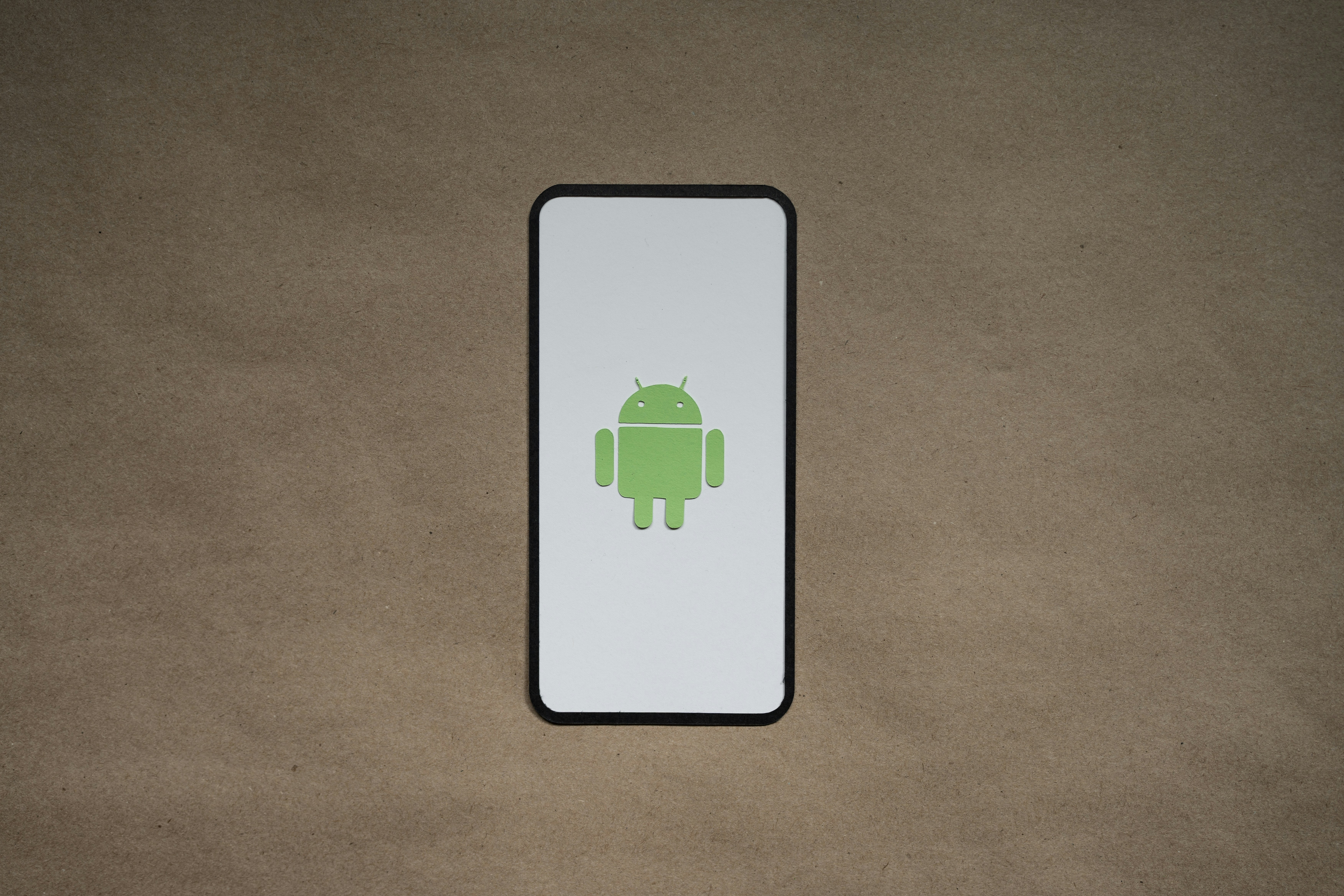 Image for Google anuncia 4 novas ferramentas de proteção contra golpes no Android