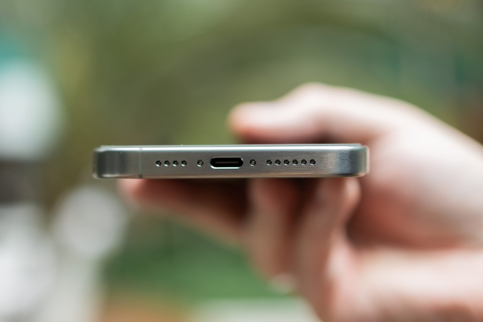 iPhone 13 carregador: veja como funciona no novo smartphone