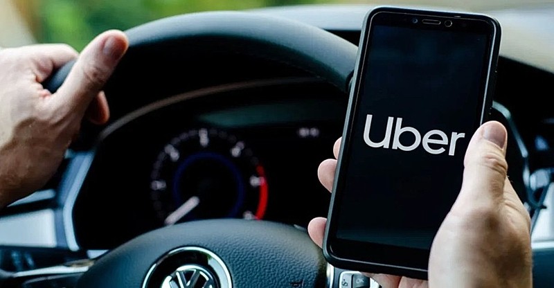 Motoristas da Uber podem pagar taxa por corridas que não aceitaram; entenda