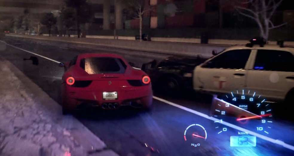 Como fugir da polícia em Need For Speed com nitro e rotas alternativas