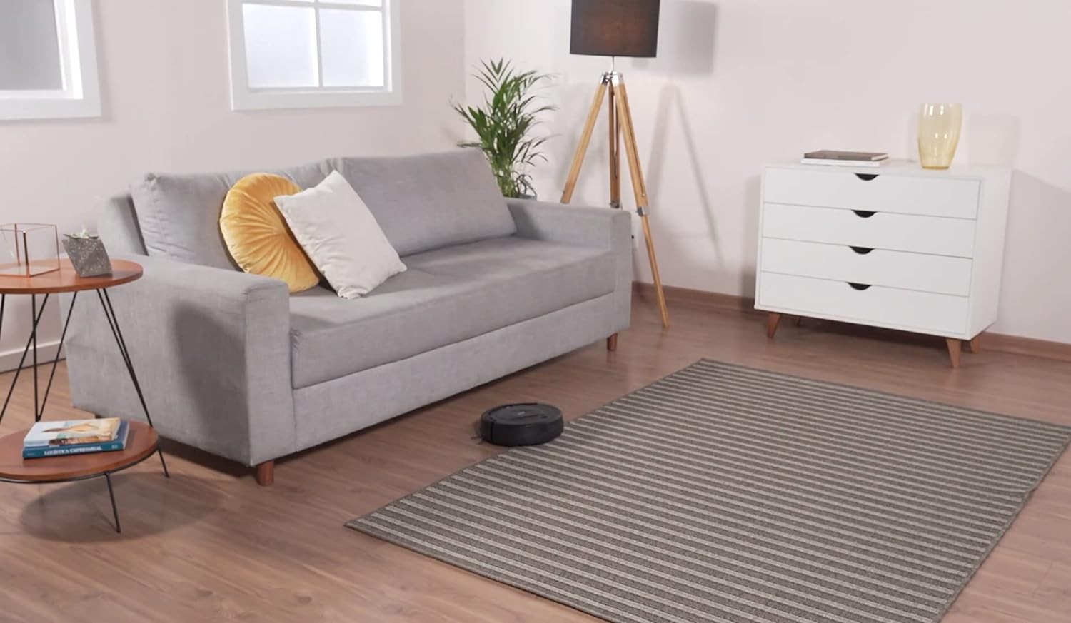Esses 8 robôs aspiradores passam pano e entregam ótimo custo-benefício