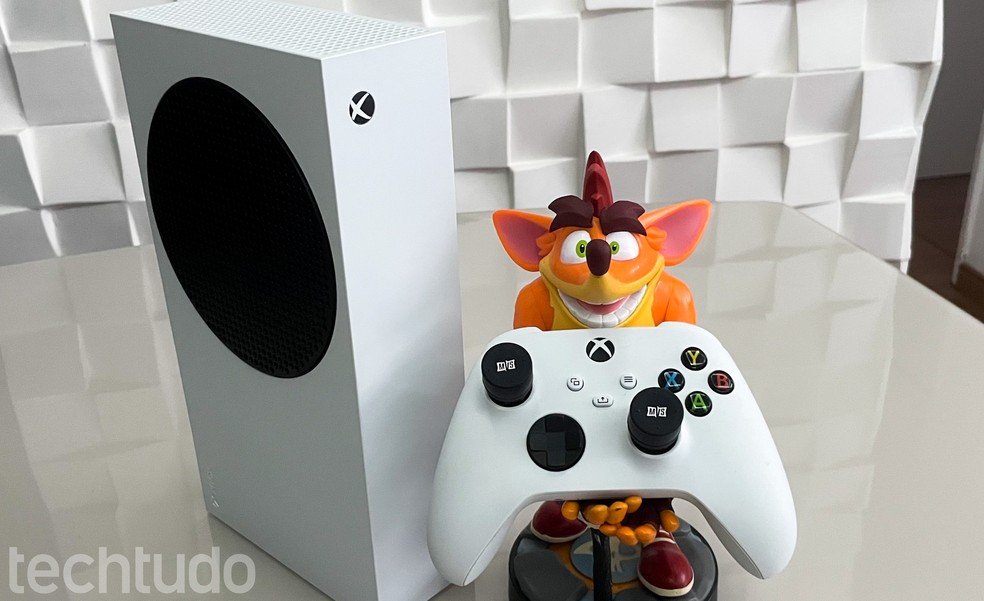 Xbox Series S é o console econômico da Microsoft — Foto: TechTudo/Luiza M. Martins