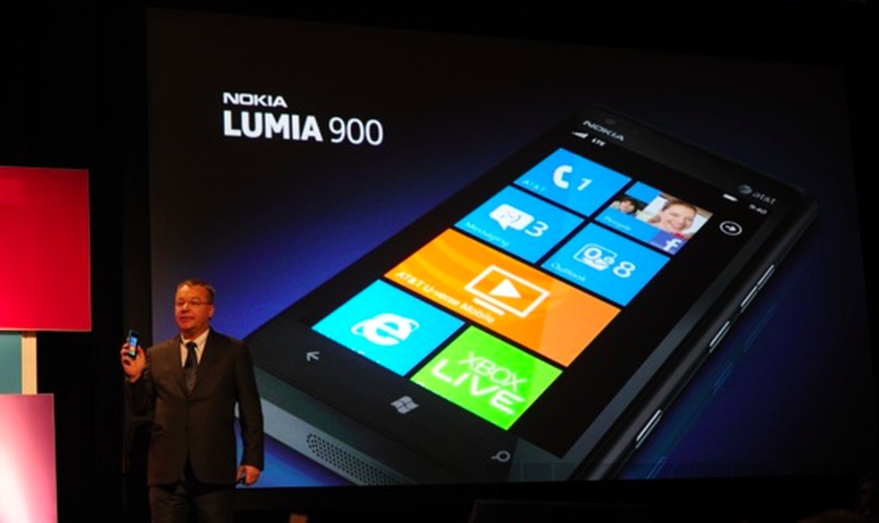 Nokia Lumia 900 (Foto: Reprodução) — Foto: TechTudo