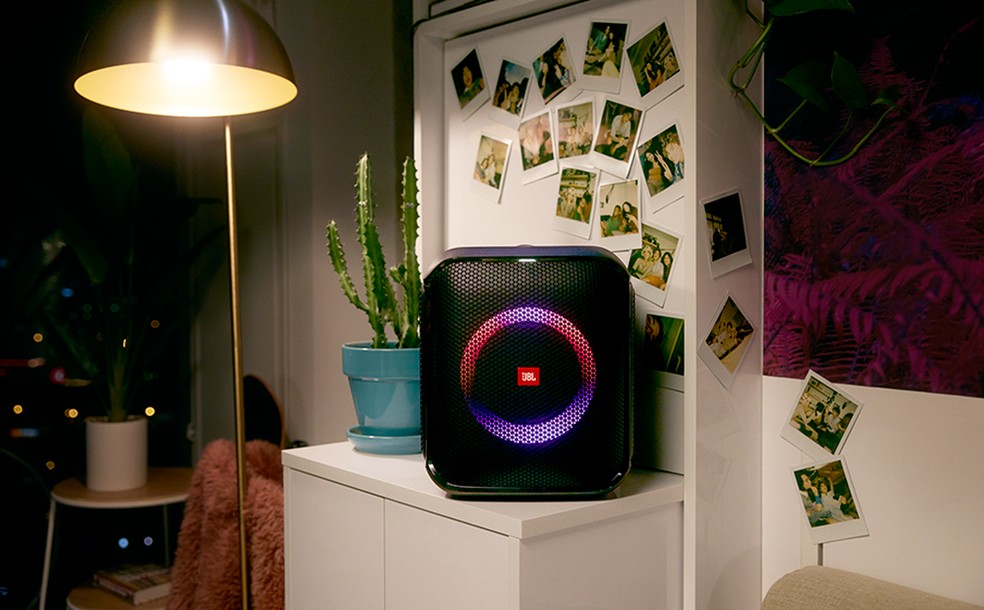 Descubra 5 Modelos de Caixas de Som em Promoção, Com Ótimospés, um Partir de R $ 1,049 - Foto: DivulGação/JBL