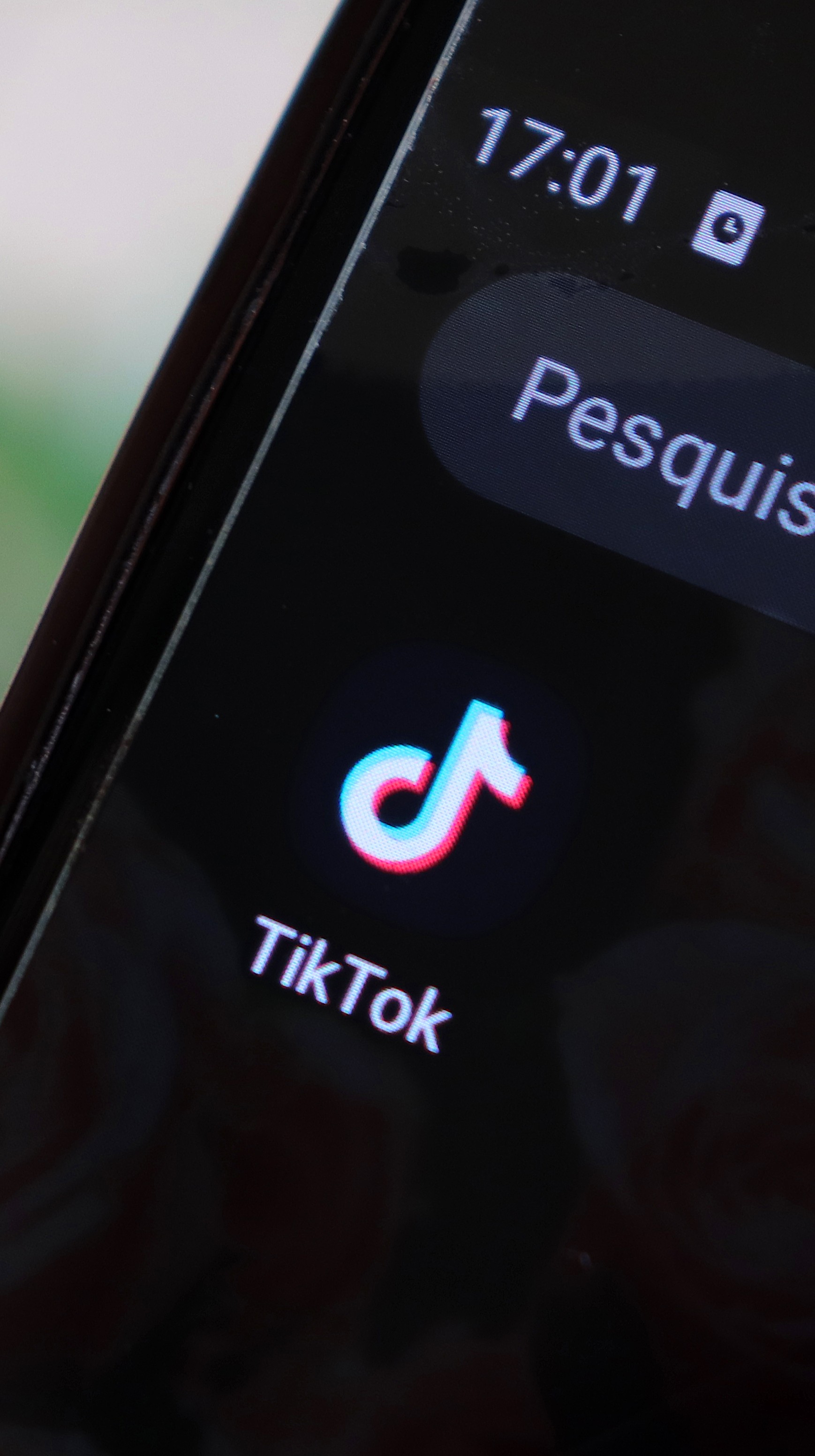 Saiba o significado das siglas e termos mais populares no Tik Tok