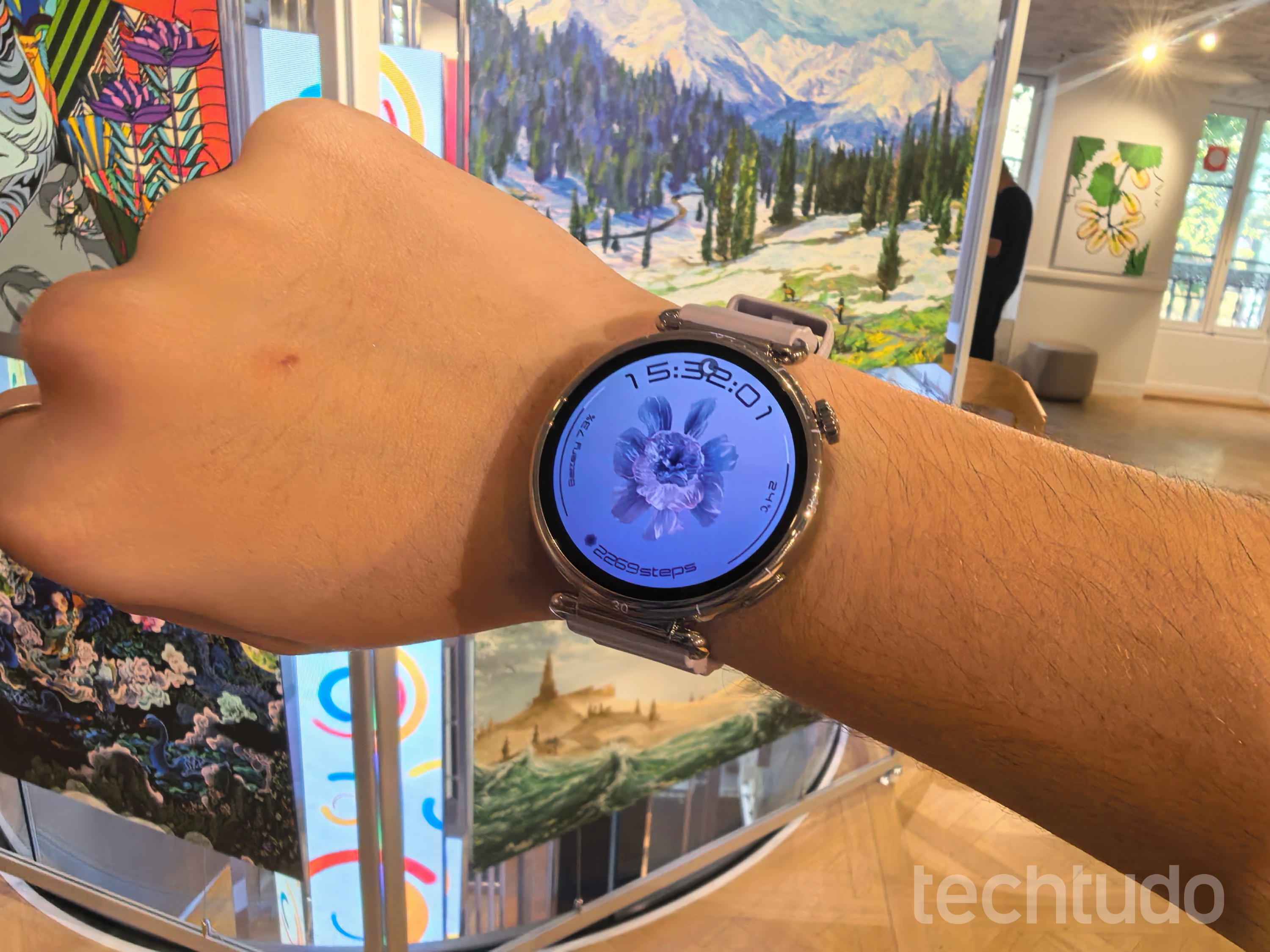 Melhor smartwatch compatível com iPhone: 6 opções baratas em 2026