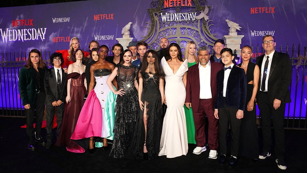 Atriz QUASE ficou de fora da 1ª temporada de Wandinha da Netflix e motivo  foi revelado