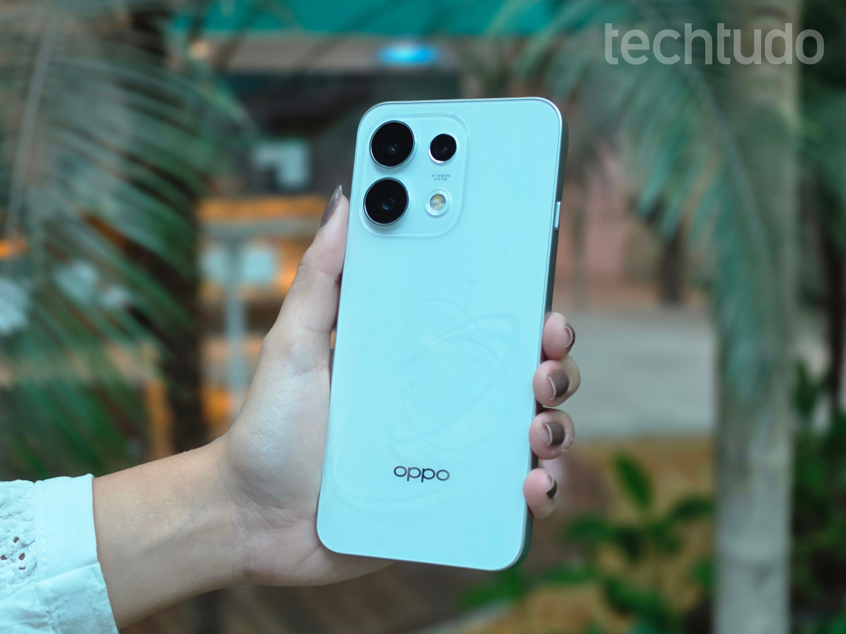 OPPO Reno16 F chega com efeito 3D e câmeras potentes; veja impressões