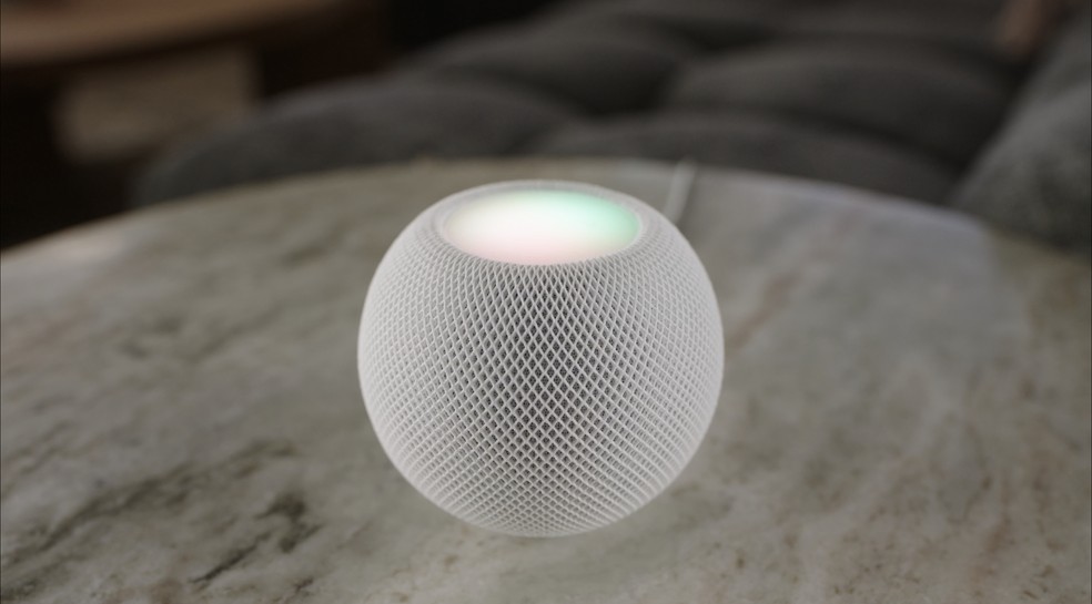 HomePod mini vs. Echo Dot: como os speakers inteligentes se