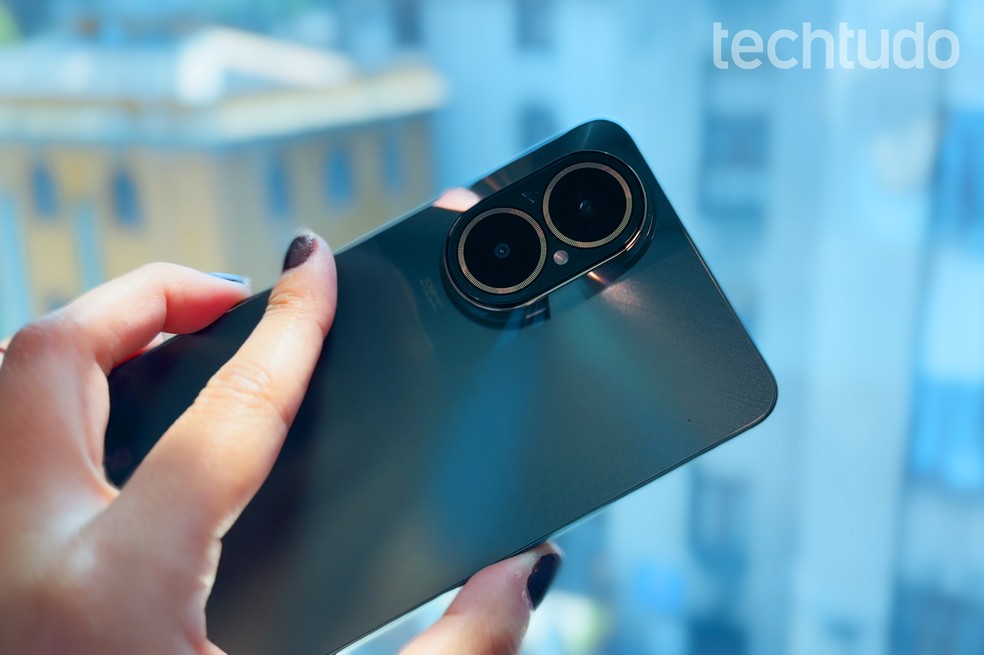 Câmera principal do Realme C67 e sensor de profundidade de 2MP — Foto: Letícia Rosa/TechTudo