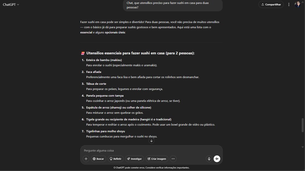Resposta do ChatGPT à pergunta "que utensílios preciso para fazer sushi em casa para duas pessoas?" — Foto: Reprodução/Gisele Veríssimo