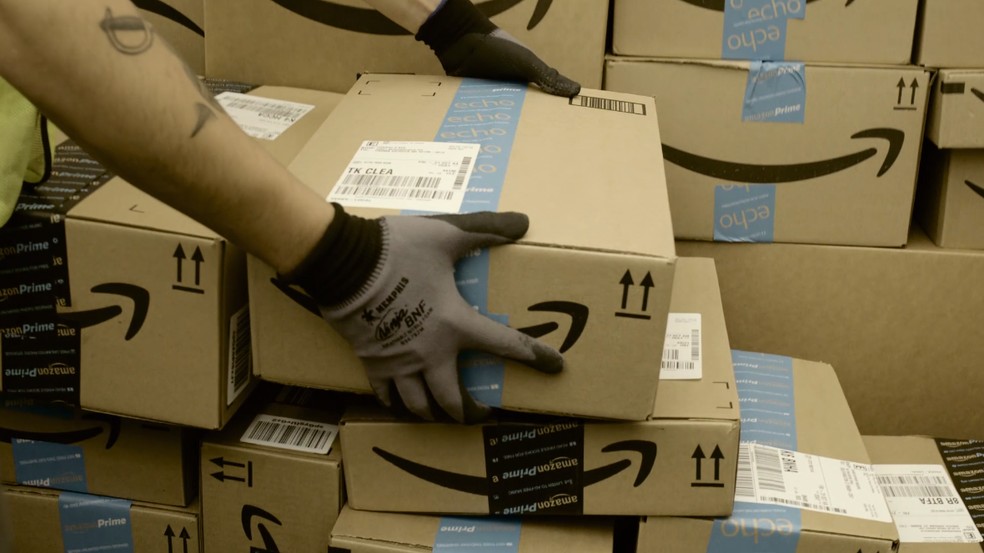 Polícia dos EUA usa caixas falsas da Amazon para evitar roubos