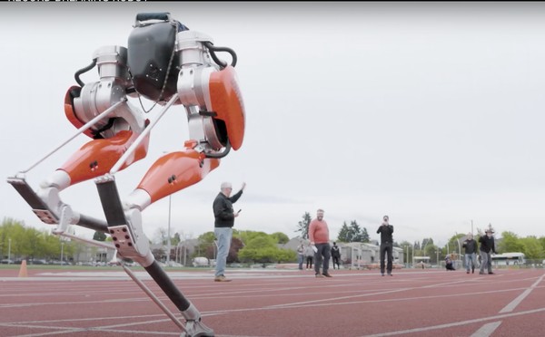 Visão  Conseguirá um robô ganhar uma corrida de motos a humanos?