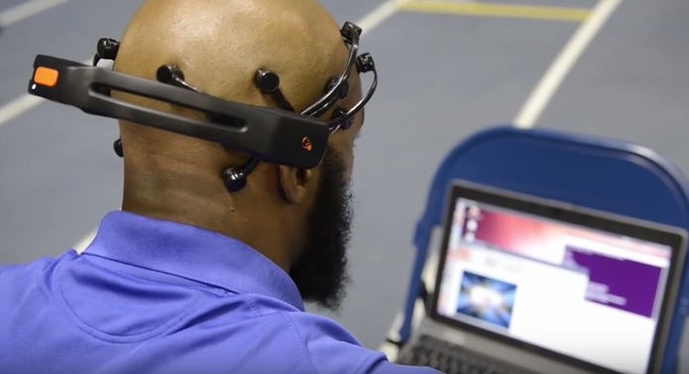 Brain drone race top
