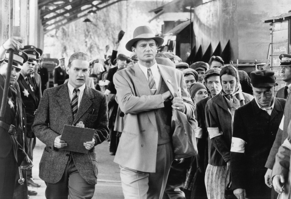 A Lista de Schindler: baseado no livro Schindler's Ark, do australiano Thomas Keneally, o longa venceu sete Oscars em 1994 — Foto: Reprodução/IMDb