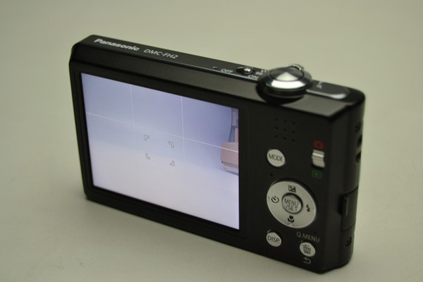 Review Panasonic Lumix DMC-FH2