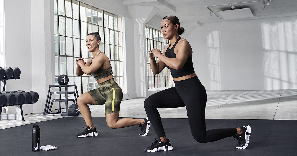 O fato de treino viral para mulher da Nike que começou a esgotar em poucas  horas – NiT