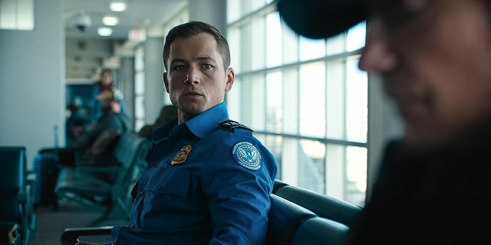 Lançado em dezembro, Bagagem de Risco já se destaca entre os filmes de suspense de 2024 — Foto: Reprodução/IMDb