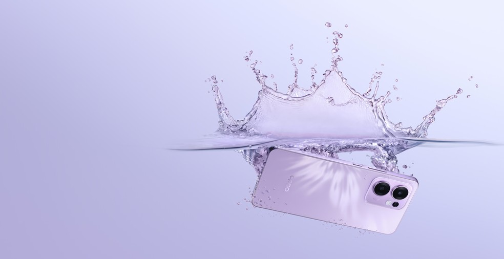 Queda na água? Especialistas explicam o que realmente fazer — e o que nunca fazer — ao molhar o celular — Foto: Reprodução/OPPO