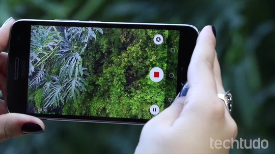Como trocar o papel de parede do Moto G5 Plus