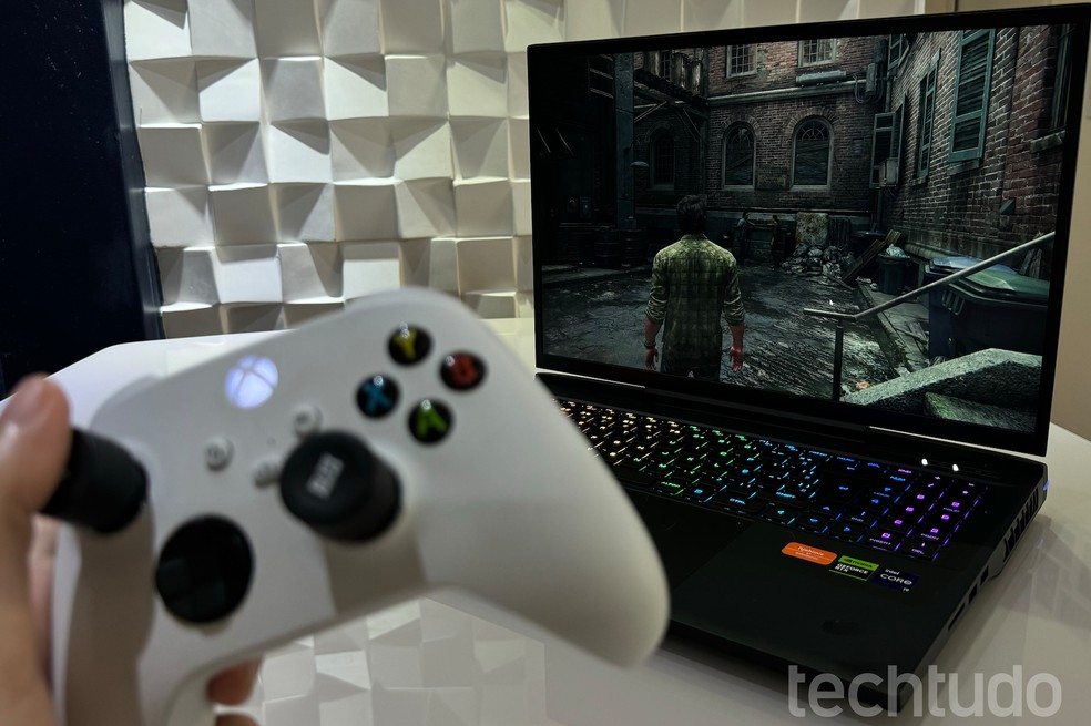 The Last Of Us rodou bem no  Avell Storm X — Foto: Luiza M. Martins/TechTudo