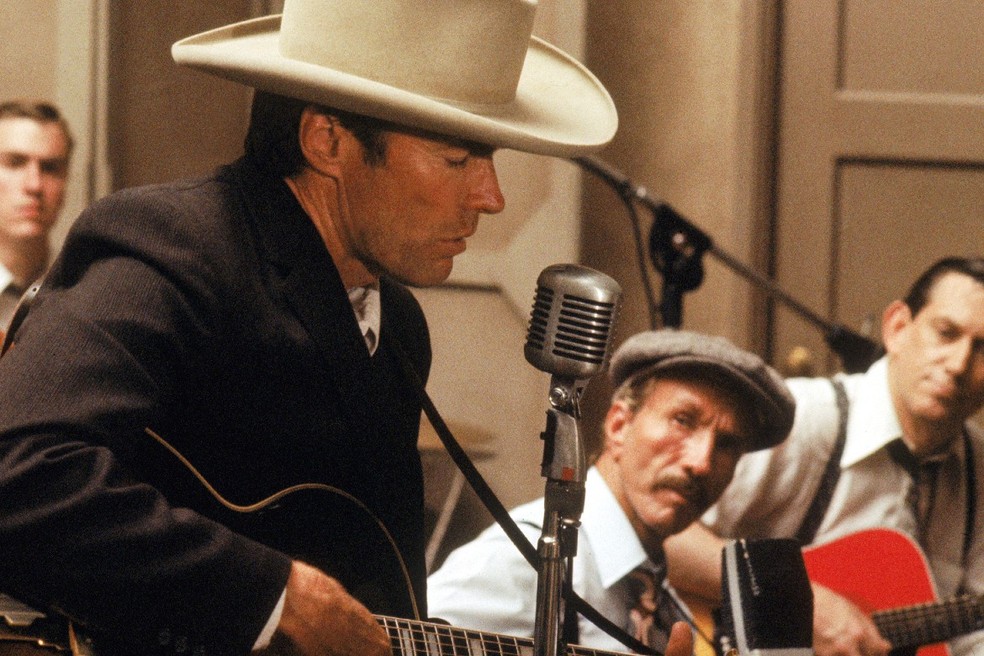 O filme americano A Última Canção é estrelado por Clint Eastwood ao lado de seu filho, Kyle — Foto: Reprodução/IMDb