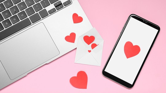 Legendas para Dia dos Namorados 2024: 7 sites para turbinar seus posts