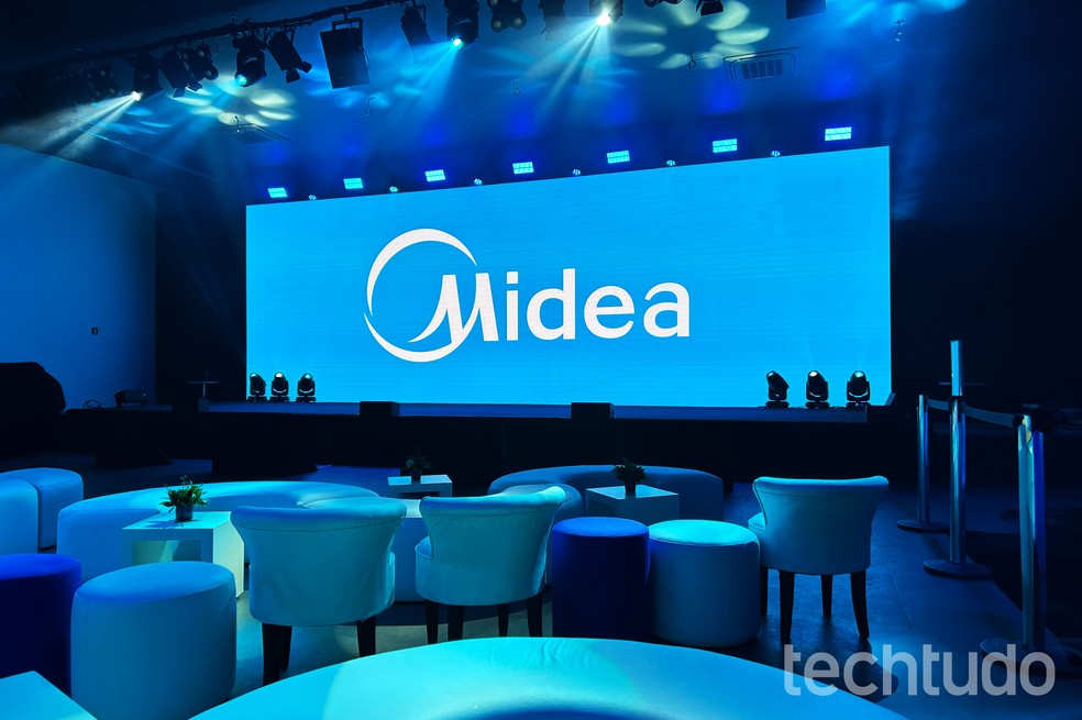 Midea é boa? Marca chegou ao Brasil em 2011 e conta com catálogo extenso, com ar-condicionados, geladeiras, air fryers, máquinas de lavar roupa e mais; conheça os lançamentos — Foto: Letícia Rosa/TechTudo