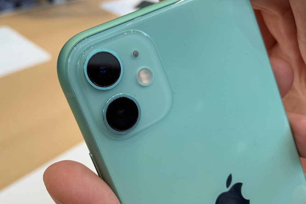 iOS 26 estará disponível para o iPhone 11 e aparelhos posteriores — Foto: TechTudo