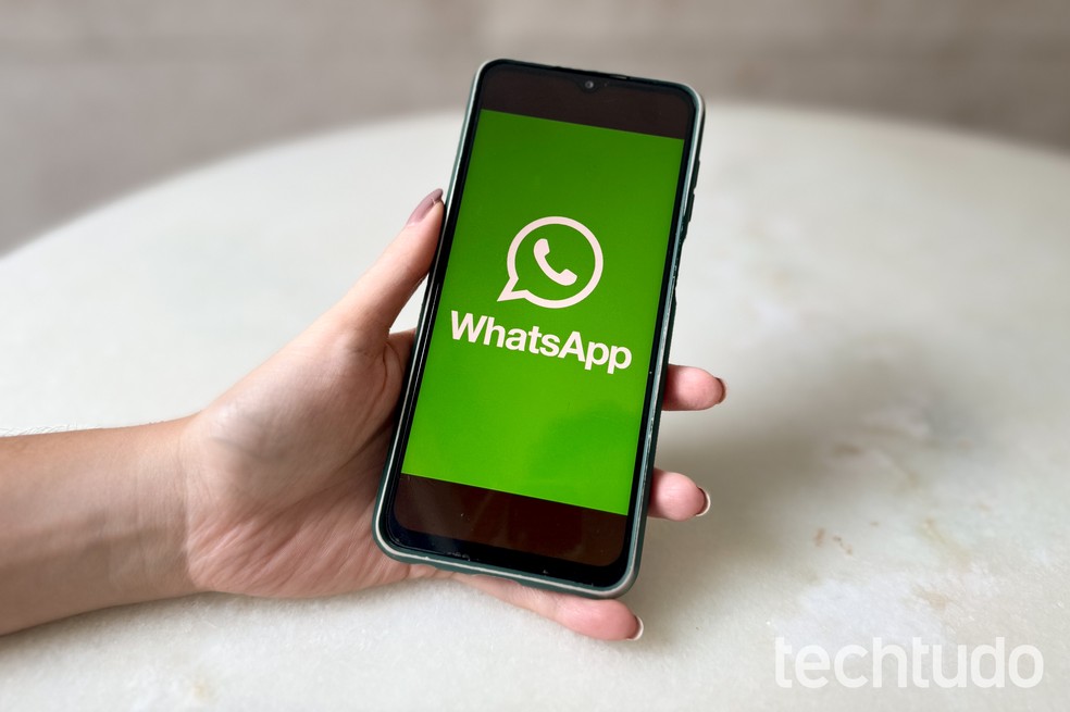 WhatsApp: como trancar conversa no aplicativo — Foto: Isadora Lima/TechTudo
