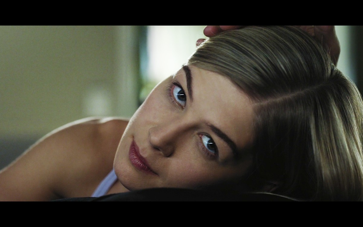 psicologiasdobrasil.com.br - Esse suspense de David Fincher come&ccedil;a com um desaparecimento e termina deixando o p&uacute;blico completamente sem ch&atilde;o