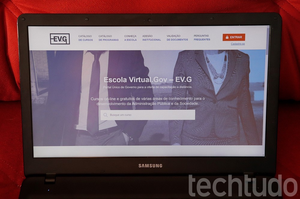 Seis sites do Governo com cursos online grátis
