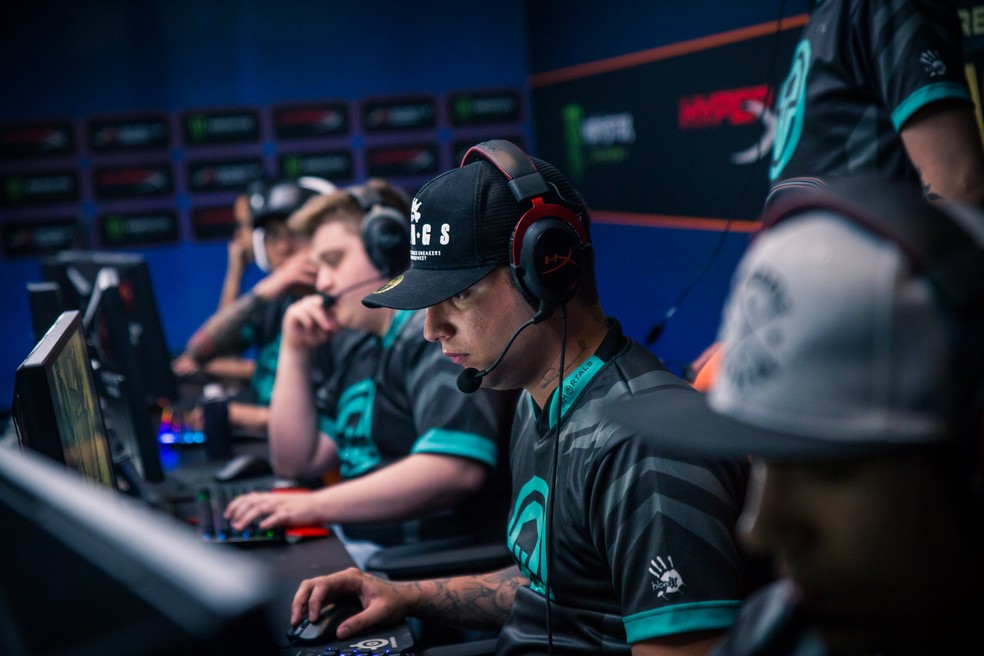CS:GO: conheça kNgV-, player que deve substituir coldzera na MIBR